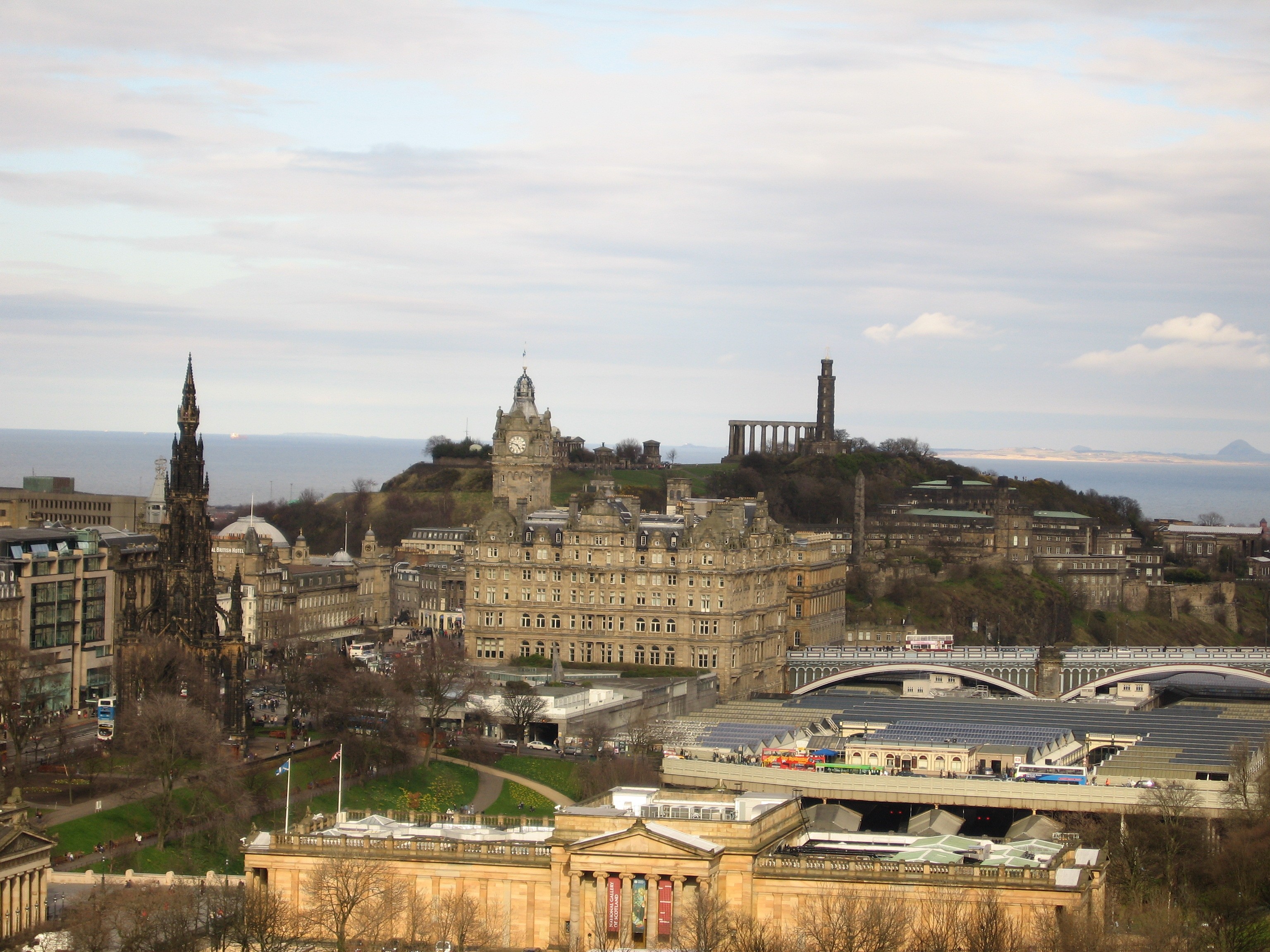 ������У�ݾ� ʥ�Ͱ�������ѧԺ